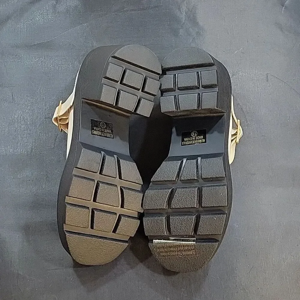 BRAND NEW CHASE+C WOMEN’S ROUND TOE T-STRAP BLOCK HEEL SHOE G1